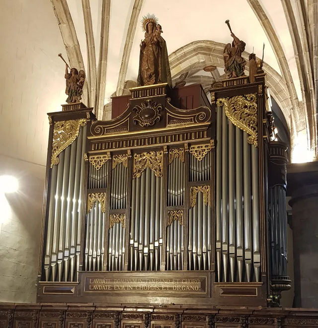 Présentation du métier de facteur d'orgues au Grenier d'Abondance