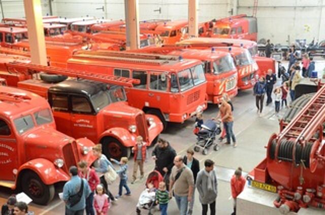 150 camions de pompiers !