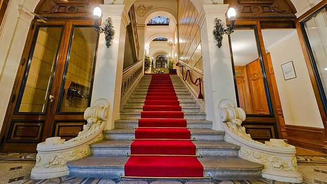 Visite de l'hôtel du Gouverneur Militaire de Lyon